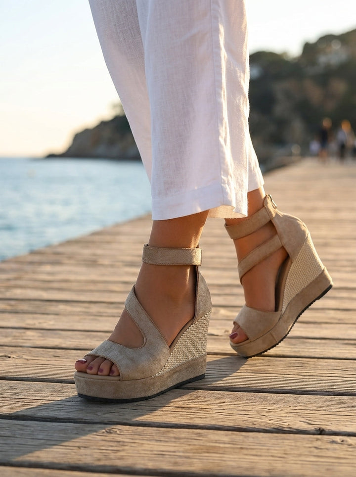 Monica | Esparto wedge sandals for summer with a zip